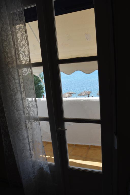 Iro Apartments Paralia Agias Foteinis Extérieur photo